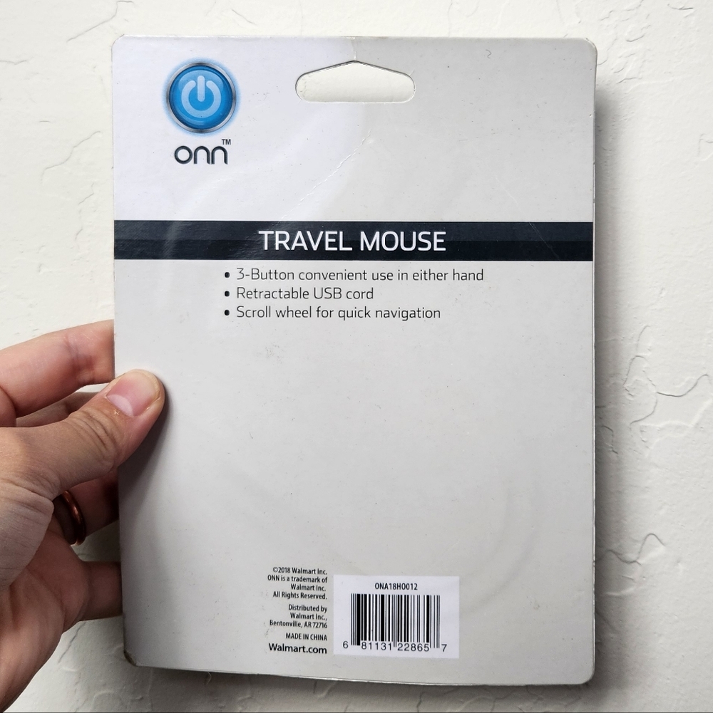 On Running Travel Mouse Packaging - Picture 2 of 2